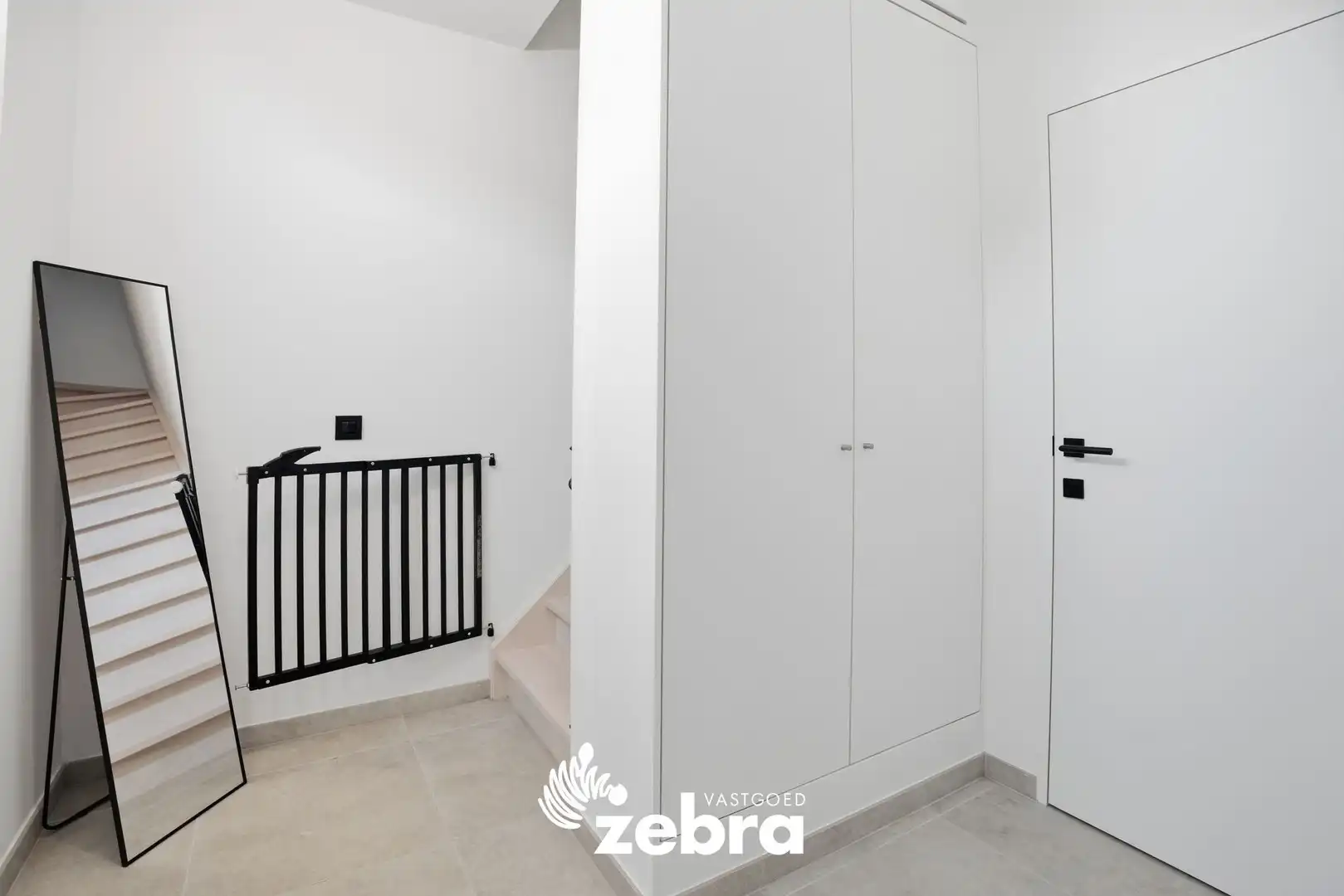 Instapklare woning met 3 slaapkamers en garage te Meulebeke! foto 12