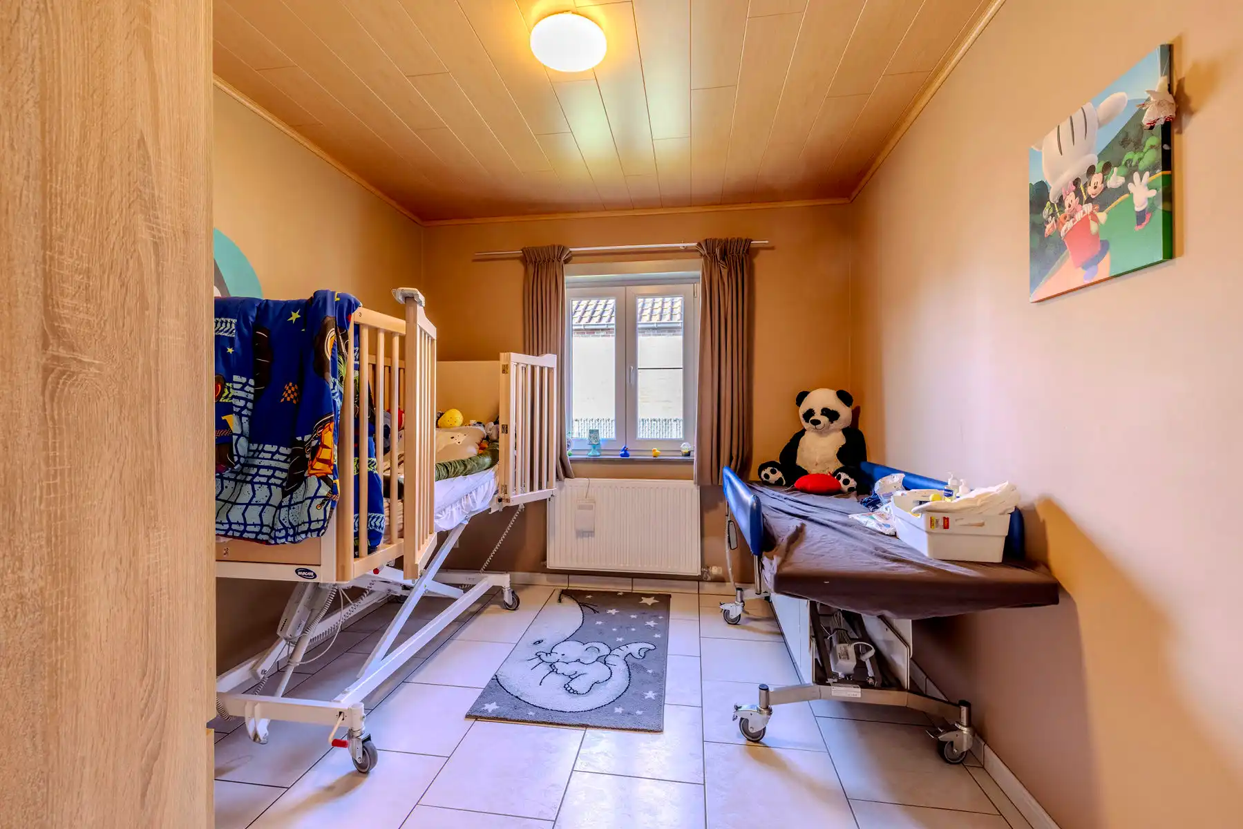 Zeer energiezuinige woning met 5 slpks op ca. 769 m² grond.  foto 11