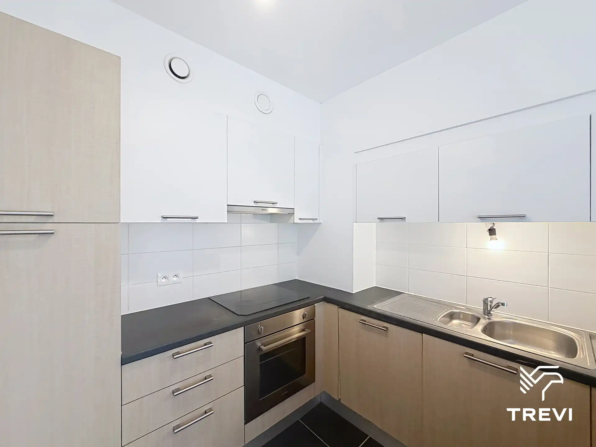 EUROPESE WIJK – Mooi 1-slaapkamerappartement met parking! foto 5