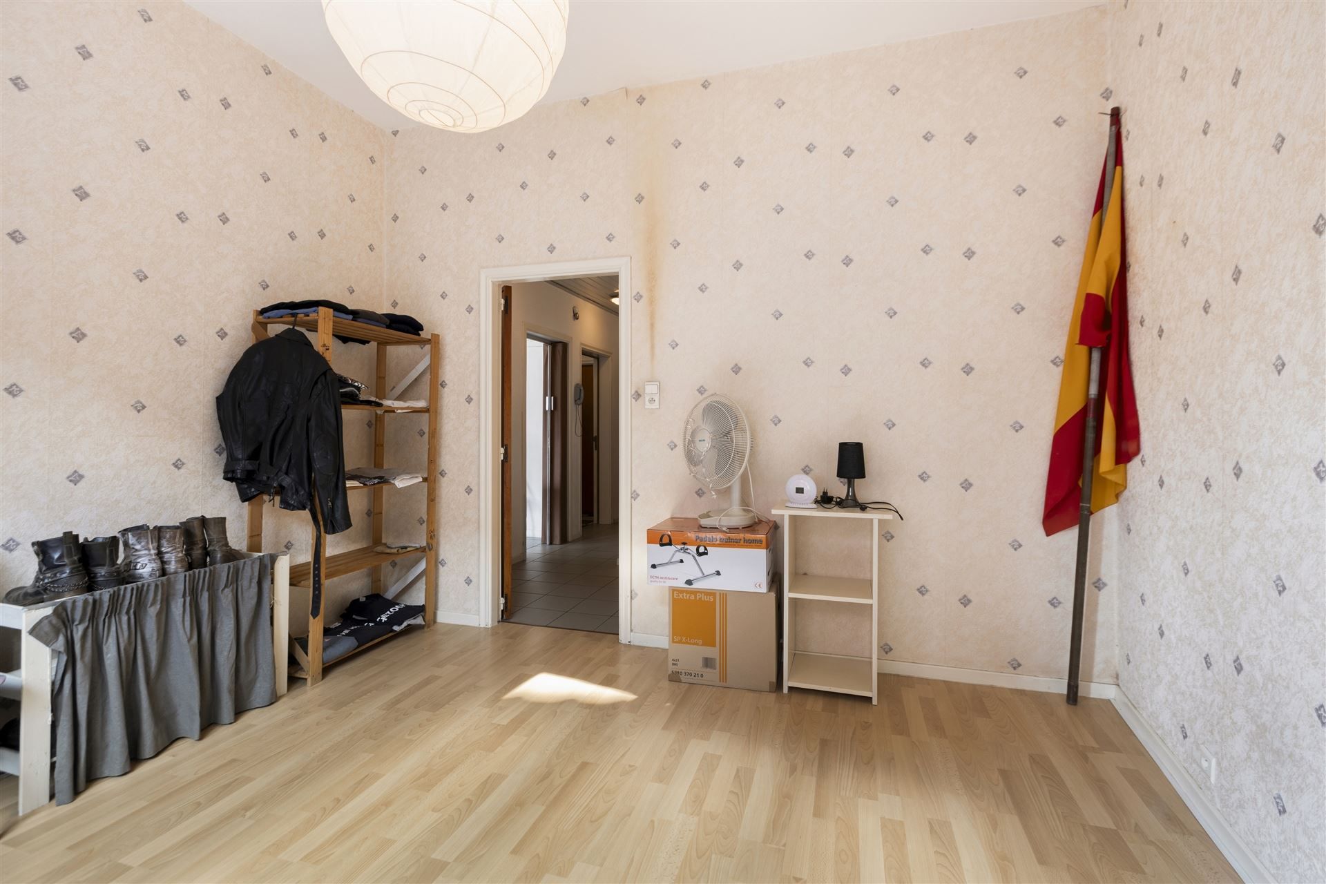Te Renoveren Meergezinswoning met Garage foto 9