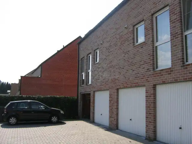 Comfortabel instapklaar duplex-appartement te Bilzen-Beverst foto 19