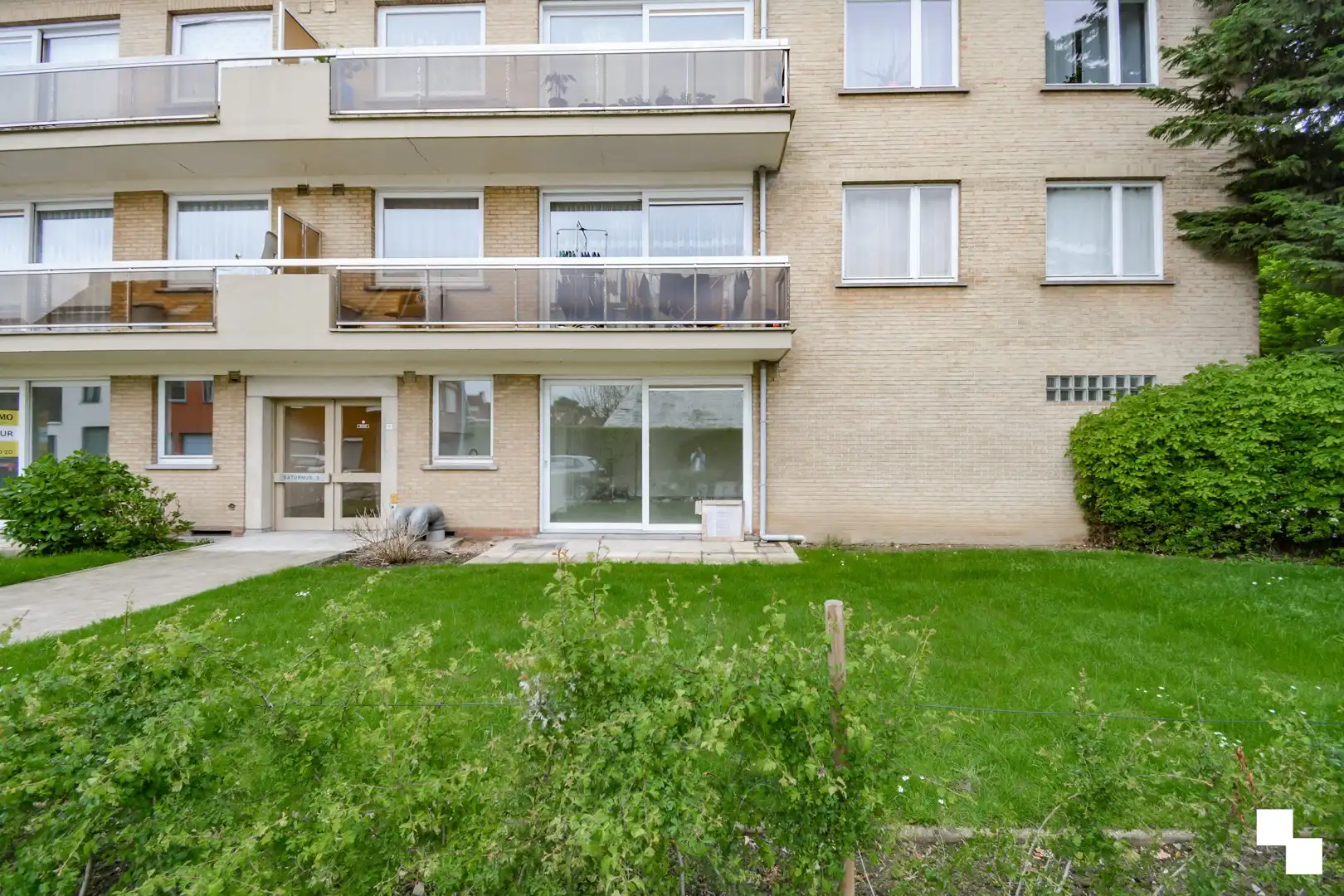 Volledig gerenoveerde studio nabij centrum Roeselare foto 15