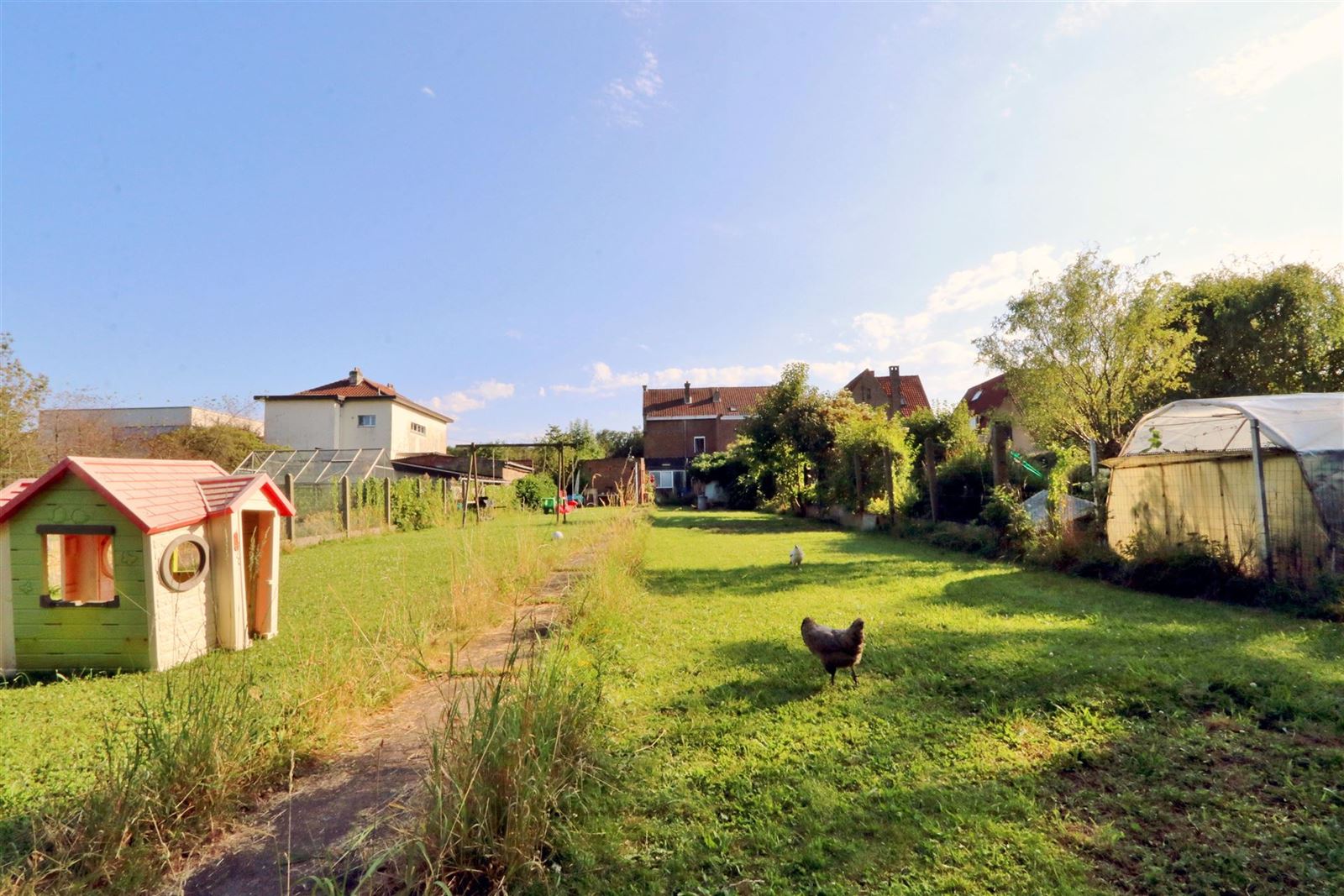 Woning met 3 slaapkamers en grote tuin foto 3