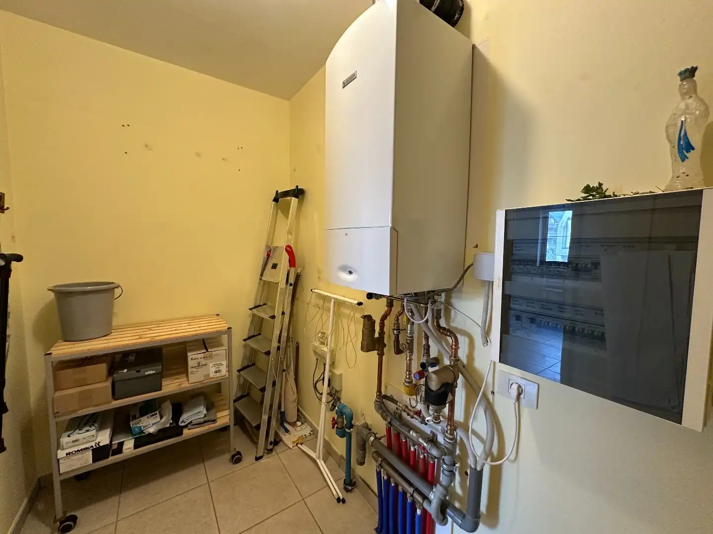 Lichtrijk en gunstig gelegen appartement met 2 slpk, terras en garage, Torhout foto 11