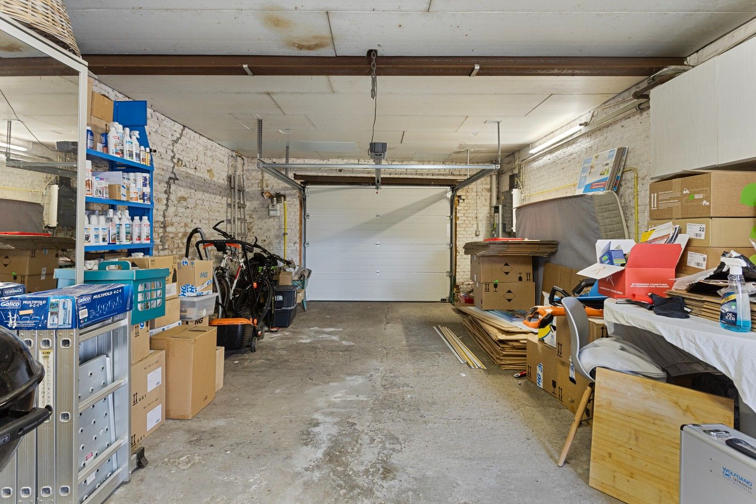 Instapklare woning met 3 slaapkamers, zonnige tuin en garage. foto 16