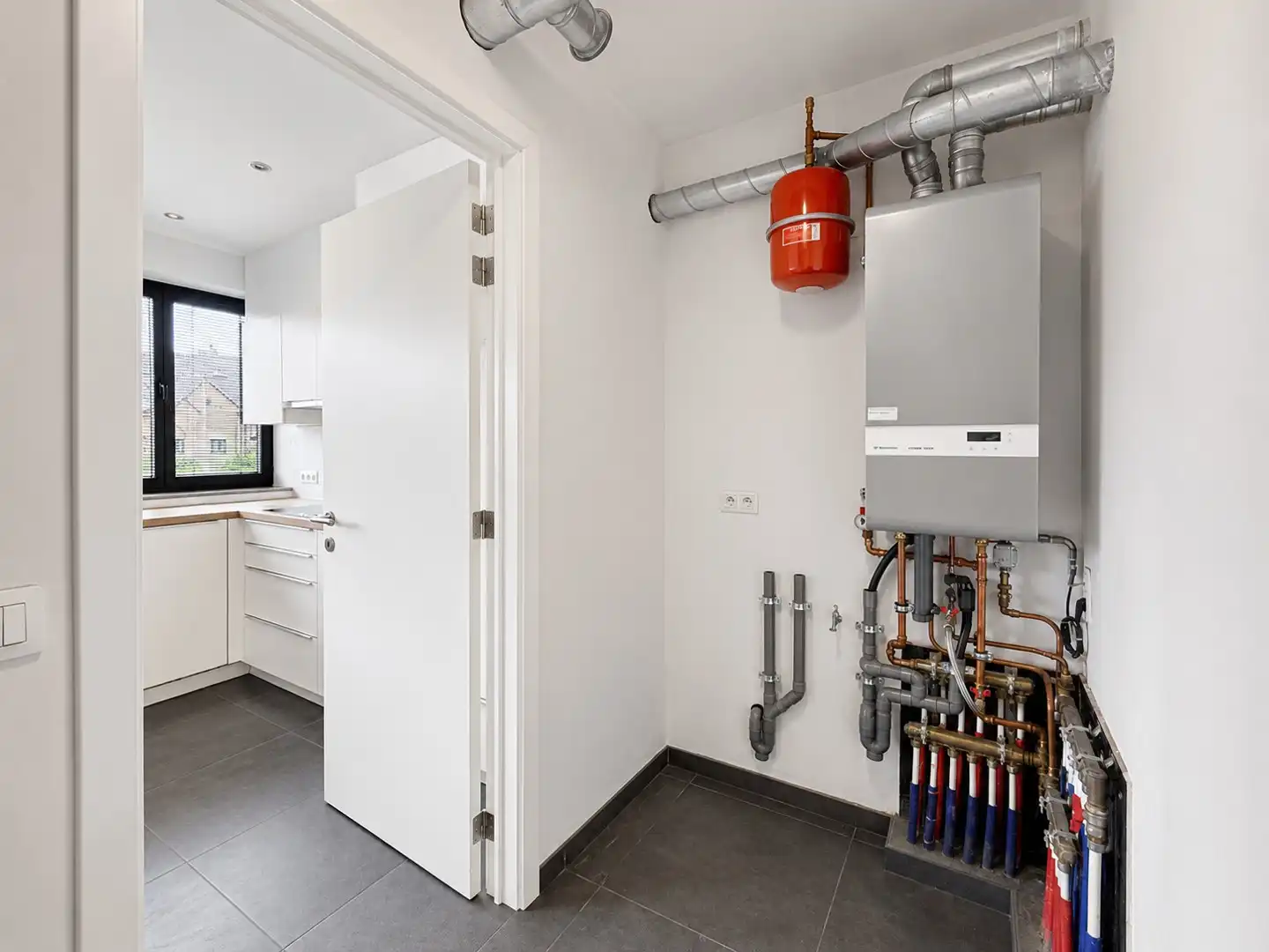 Energiezuinig top appartement met 2 slpk inclusief garagebox en berging te huur in Sleidinge foto 11