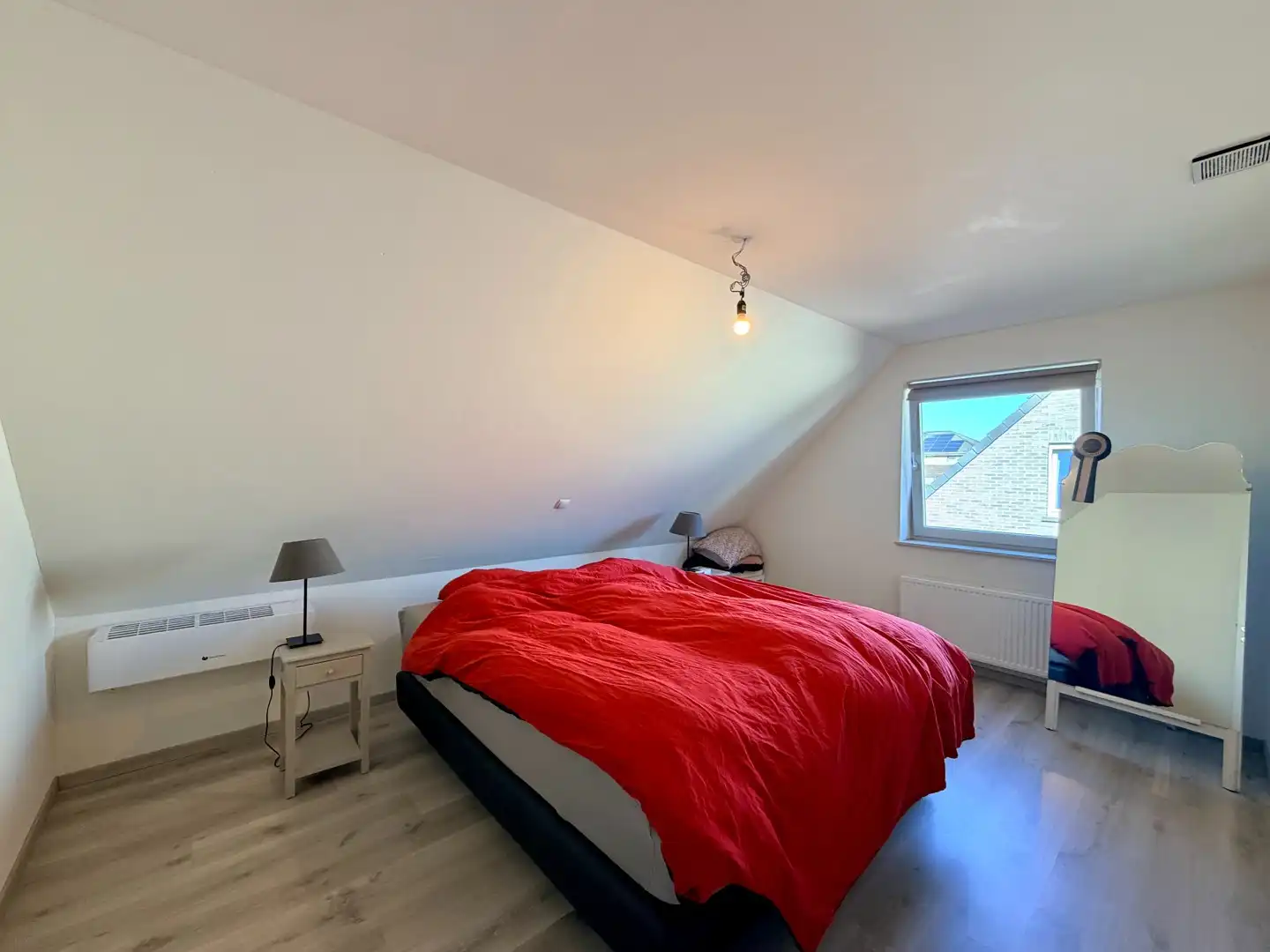 Instapklare HOB in rustige woonwijk te Moorslede! foto 9