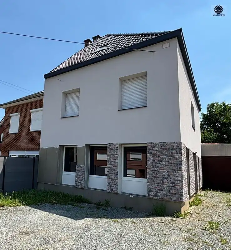 GERENOVEERDE WONING MET 3 SLAAPKAMERS foto 15
