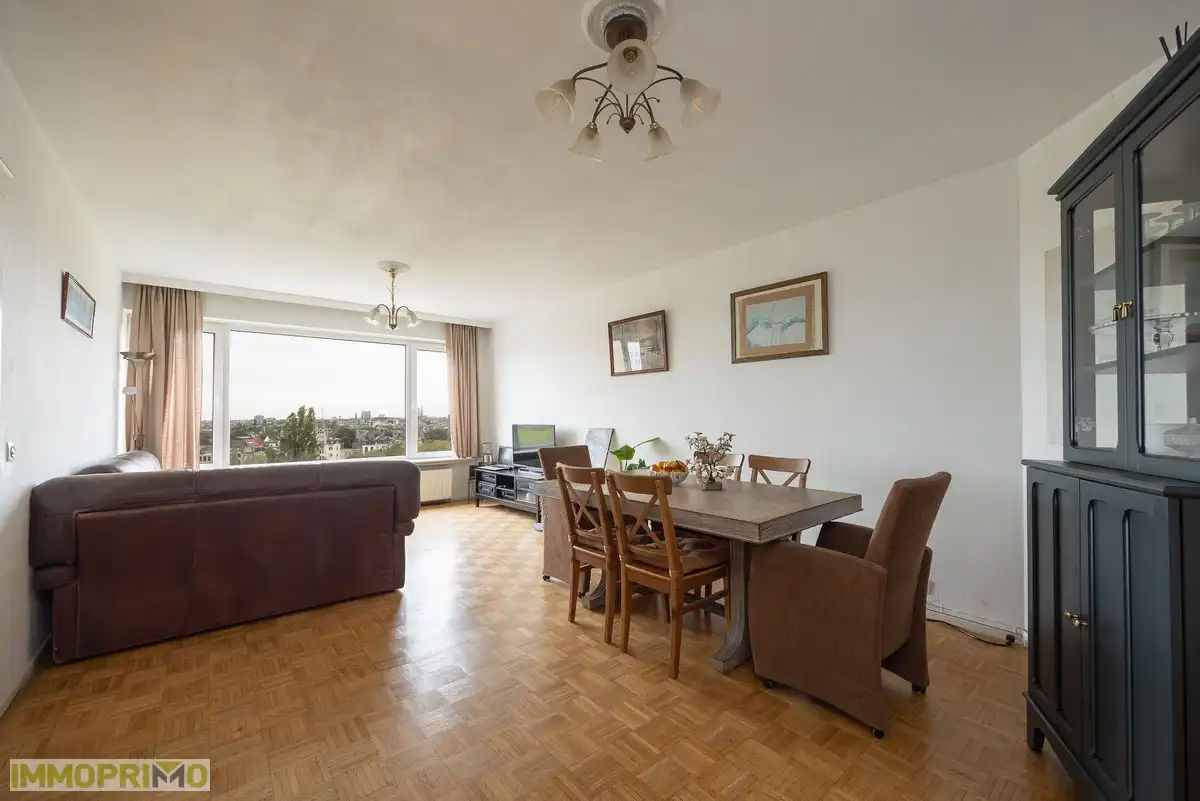 Mooi 2 slaapkamerappartement gelegen op de 9de verdieping met prachtig zicht foto 3