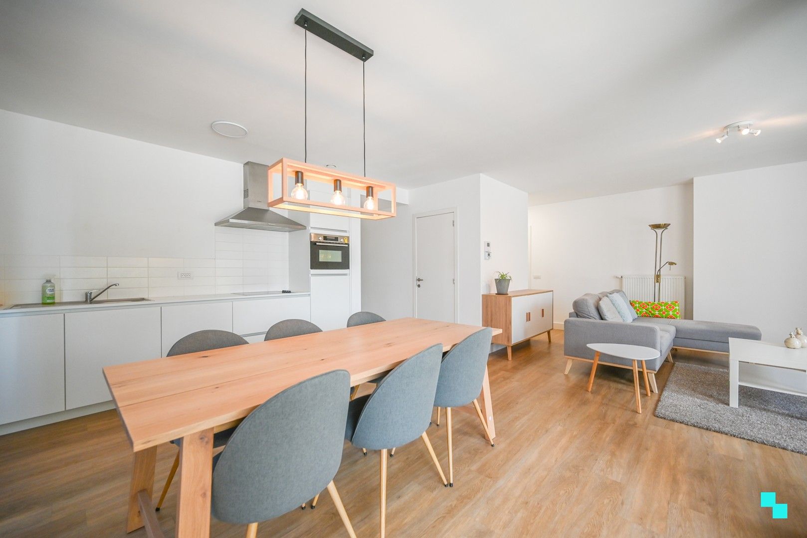 Gelijkvloers tweeslaapkamerappartement met terras in Wielsbeke foto 6