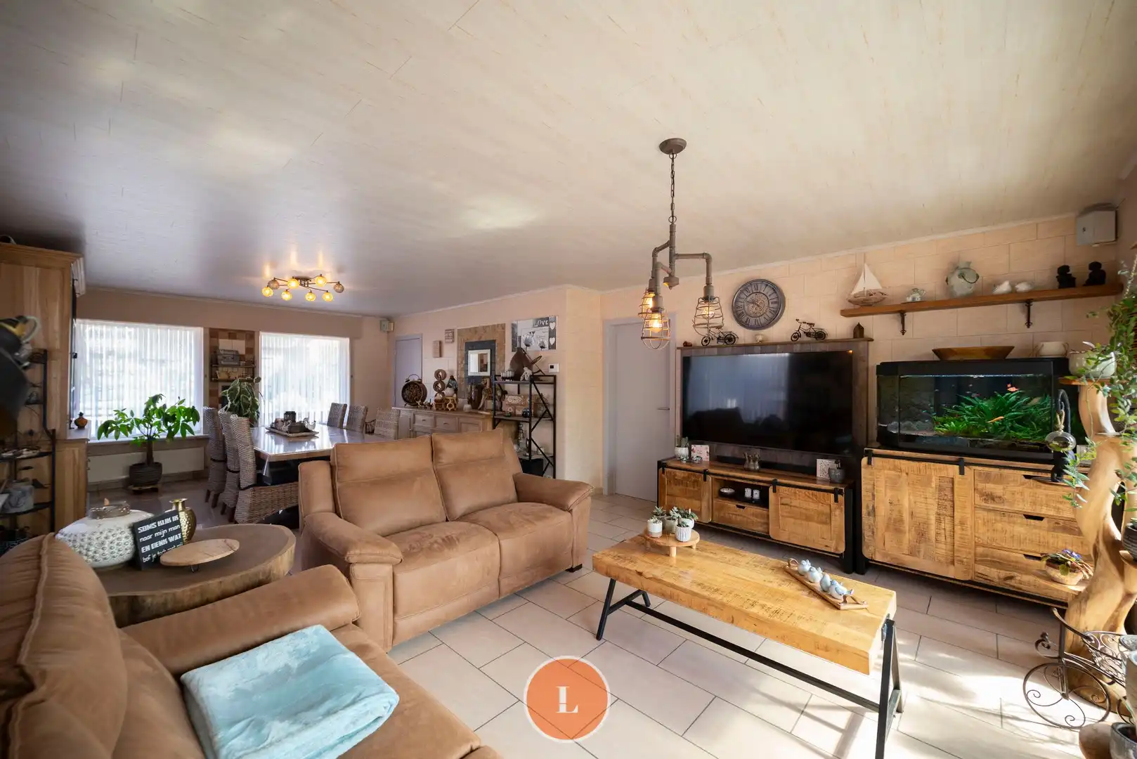 Villa met 5 slaapkamers op 1308m² foto 3