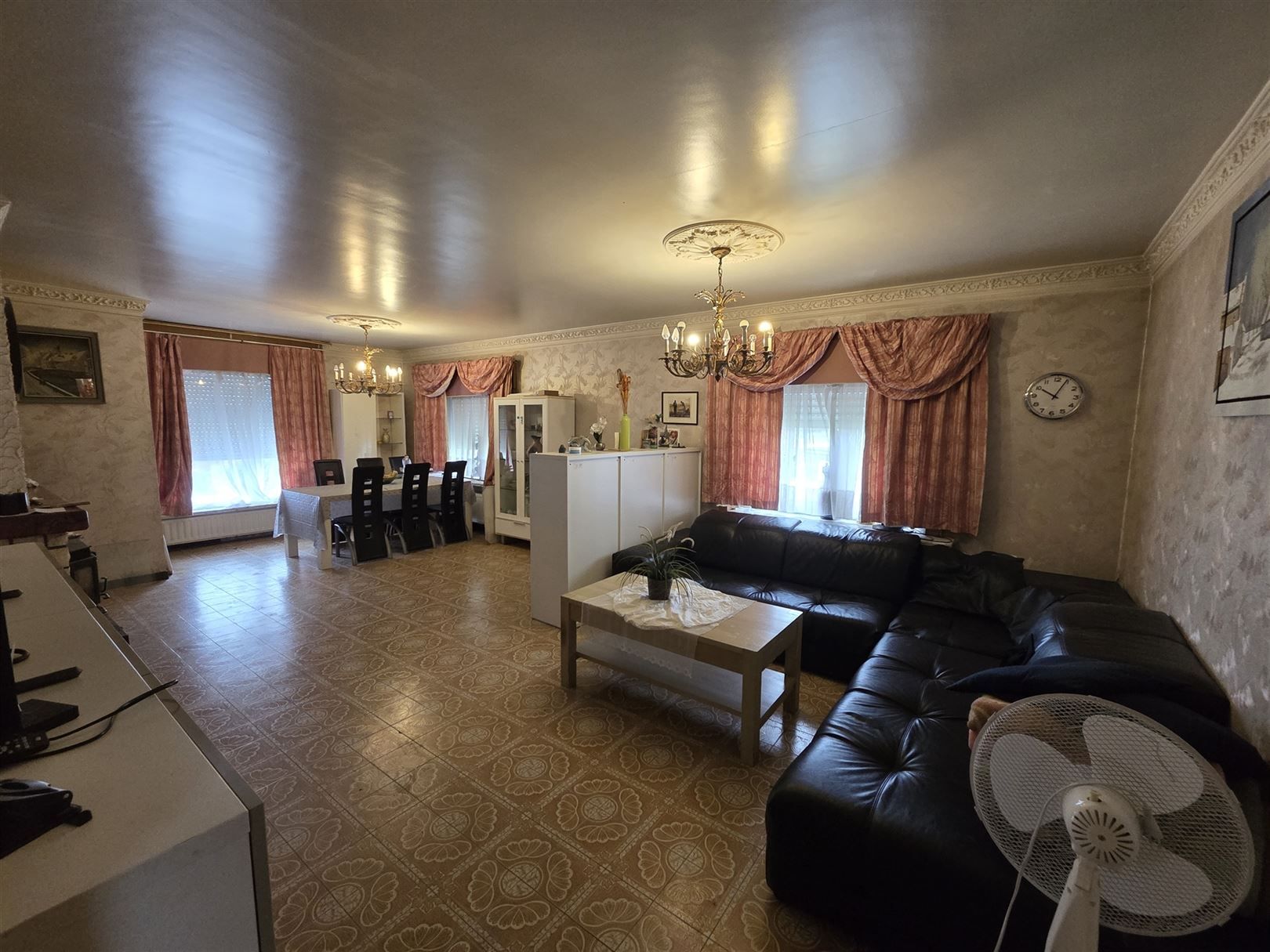 Ruime halfopen woning te Brakel foto 3