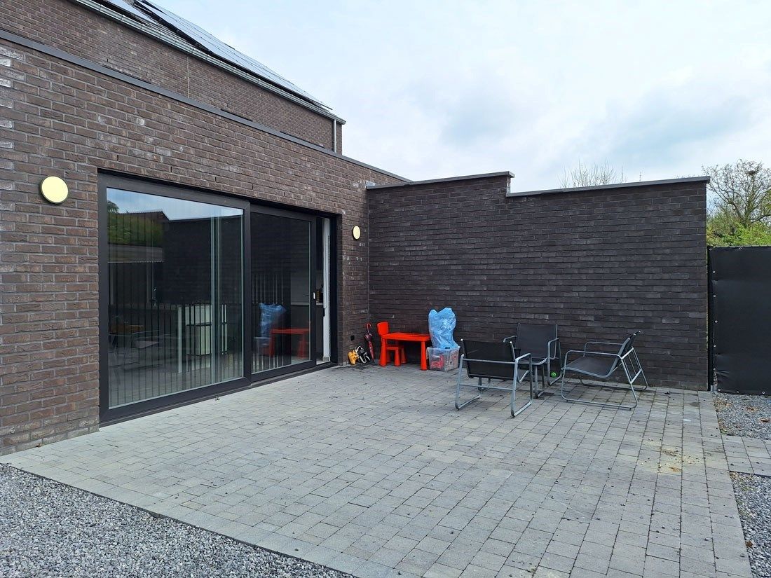 Moderne nieuwbouwwoning  net buiten het centrum van Zolder foto 22
