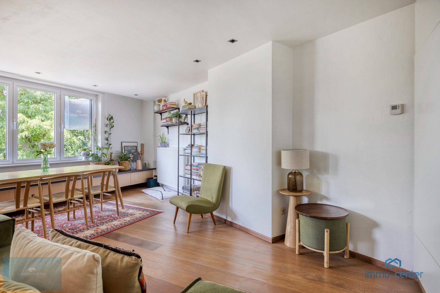 Instapklaar appartement met 1 slaapkamer, terras, extra ruimte, garage en zicht op het park – op toplocatie in Hasselt foto 2