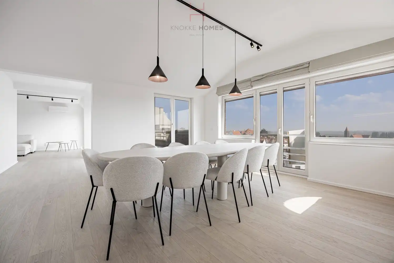 Ruim en lichtrijk appartement vlakbij het strand van Duinbergen foto 11