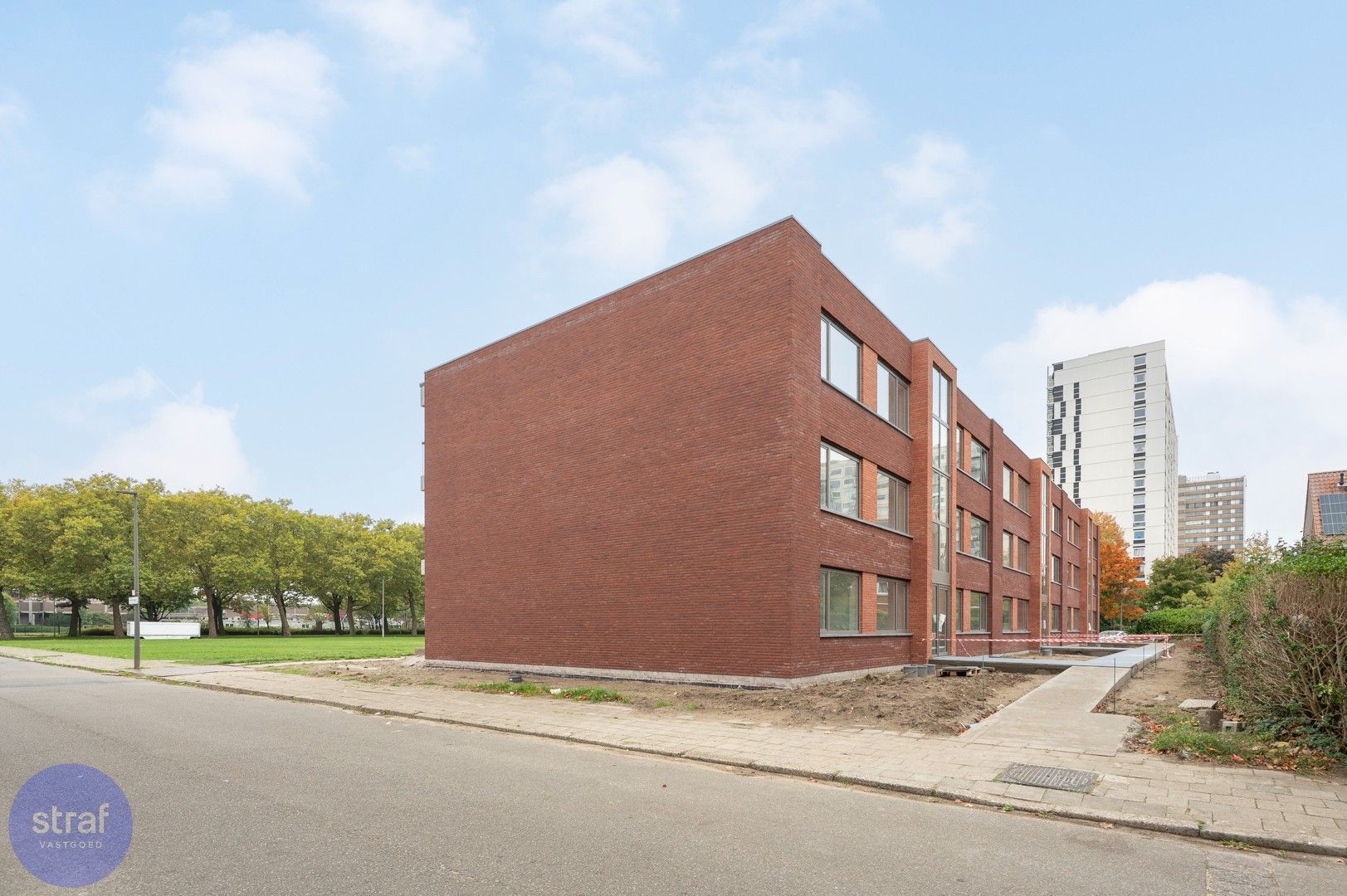 Te huur: nieuw  appartement (100 m2) op Linkeroever foto 13