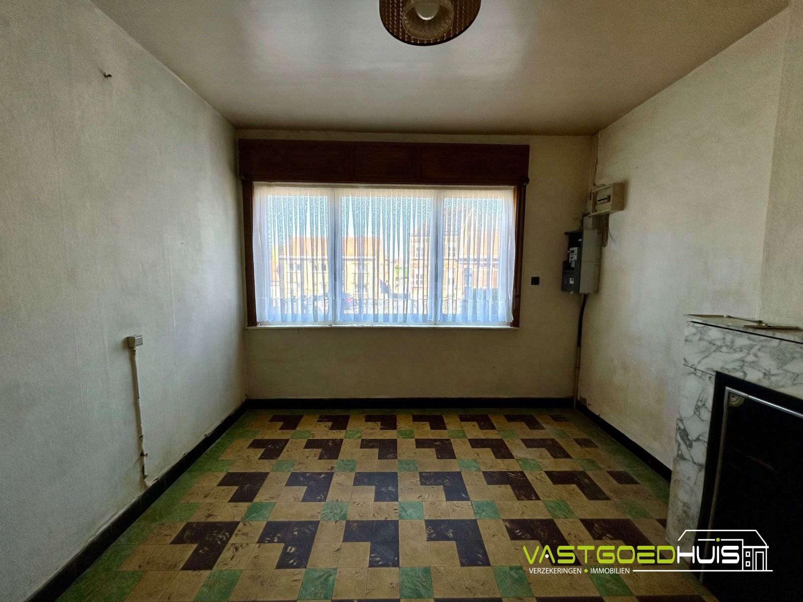-ONDER OPTIE- Charmante, te renoveren gezinswoning  foto 16