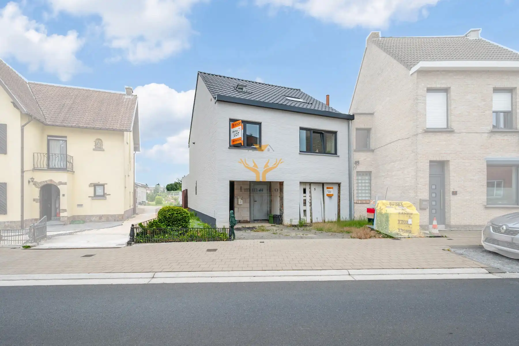 gelijkvloersappartement met tuin  – ideale investering foto {{pictureIndex}}