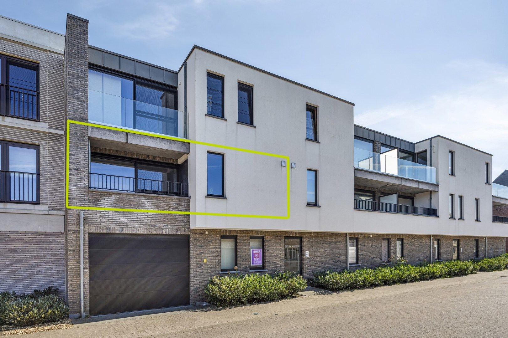 Recent energiezuinig appartement met 2 slpks, riant terras en parking te Oosterlo (Geel) ! foto {{pictureIndex}}