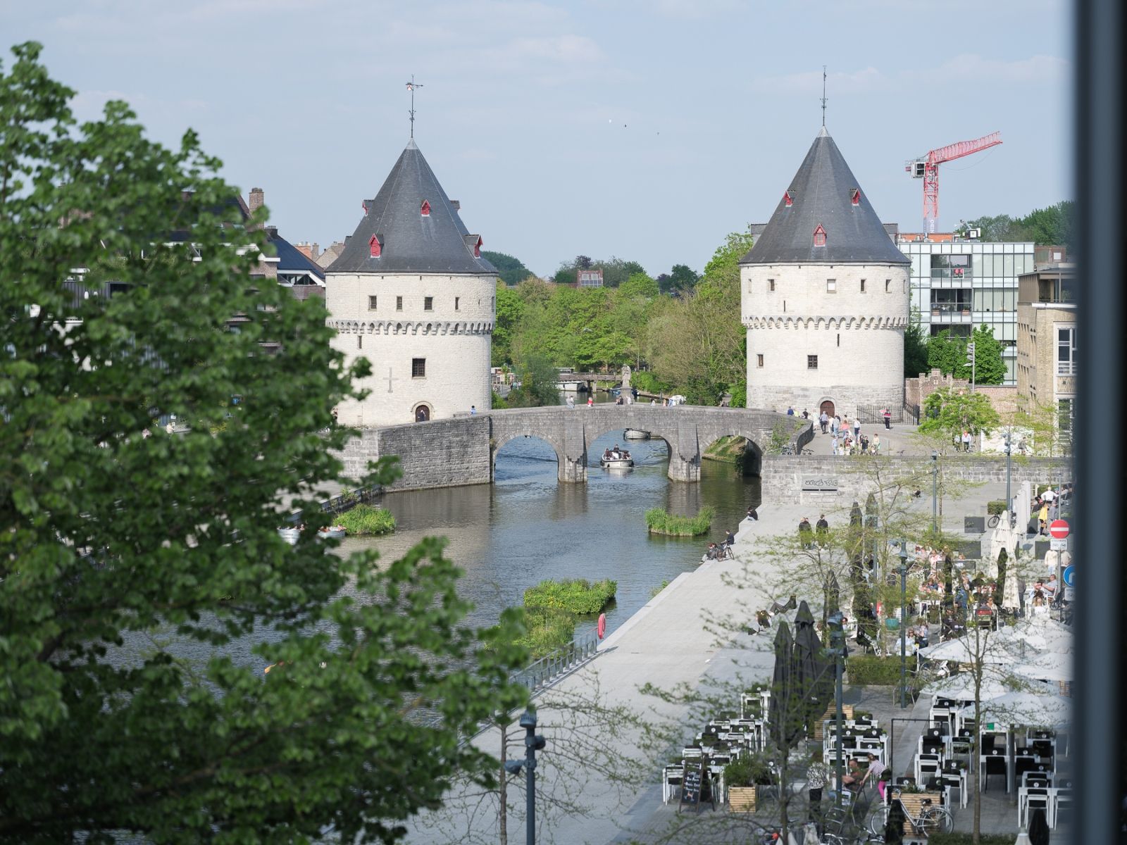 Gerenoveerd 2slpk-appartement hartje Kortrijk foto 25