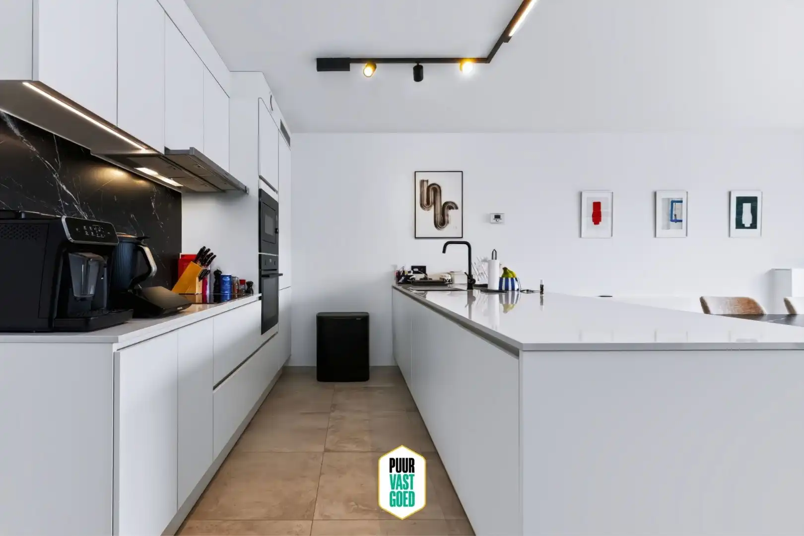 Recent, gezellig appartement met luxe en comfort foto 8