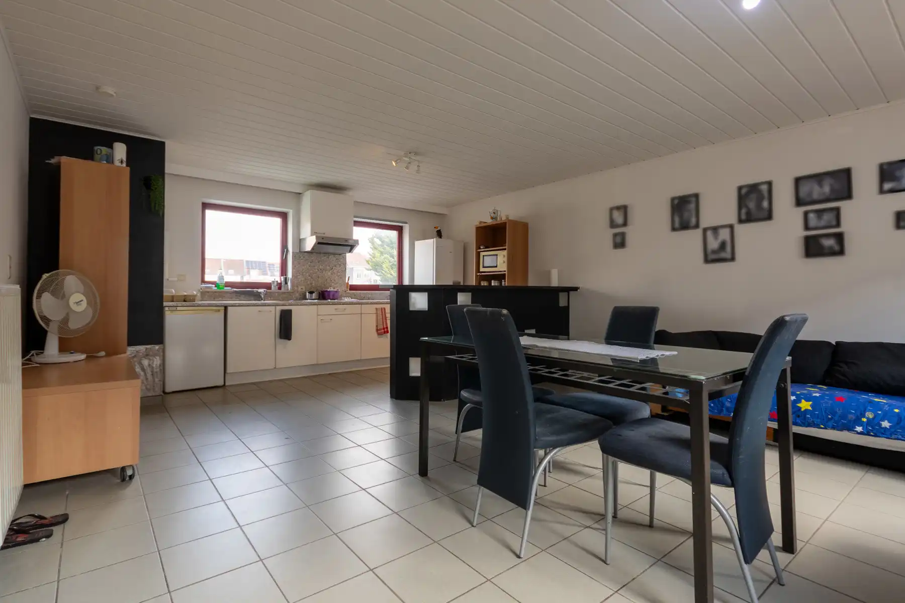 Handelshuis met commercieel gelijkvloers en appartement foto 11