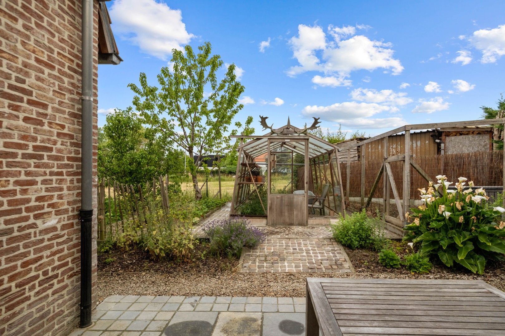 Charmante cottagevilla te huur in residentieel Merelbeke – wonen in stijl en rust foto 5