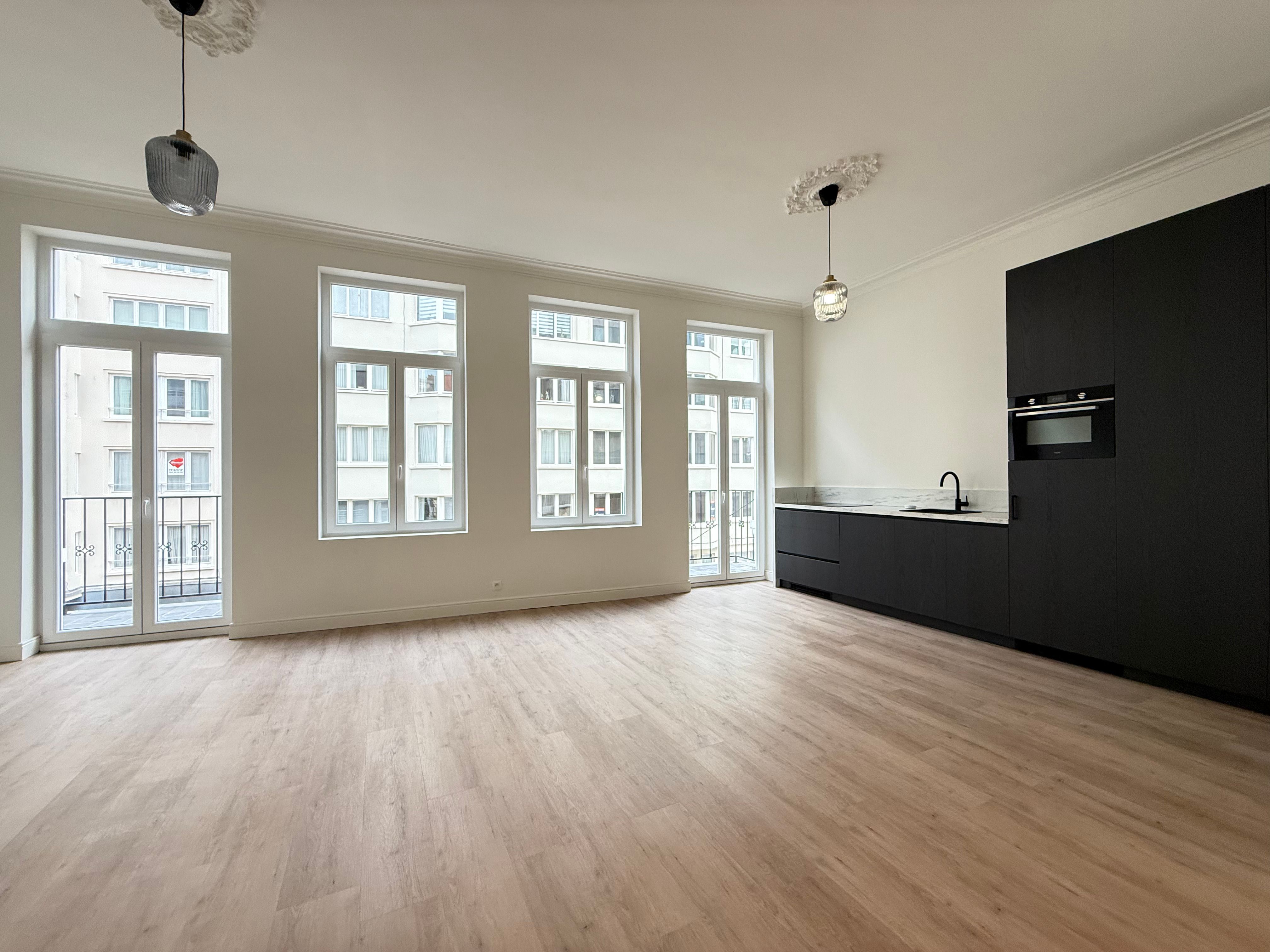 Moderne appartement in authentiek herenhuis foto 3