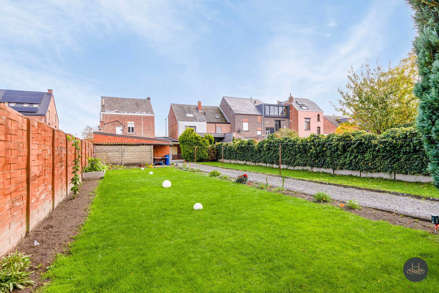 Karaktervolle woning met leuke tuin in het centrum foto 3