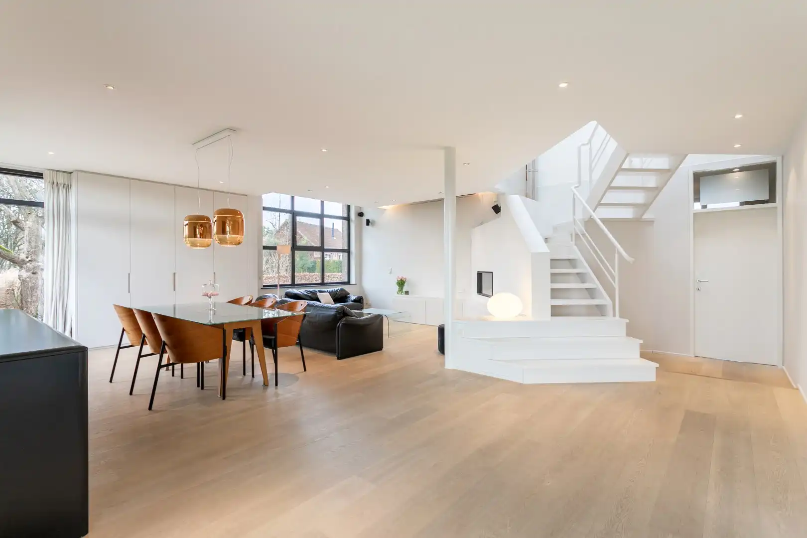 Instapklare villa te Heikruis, 4 slpks, bureau, dubbele garage en ruime tuin foto 8