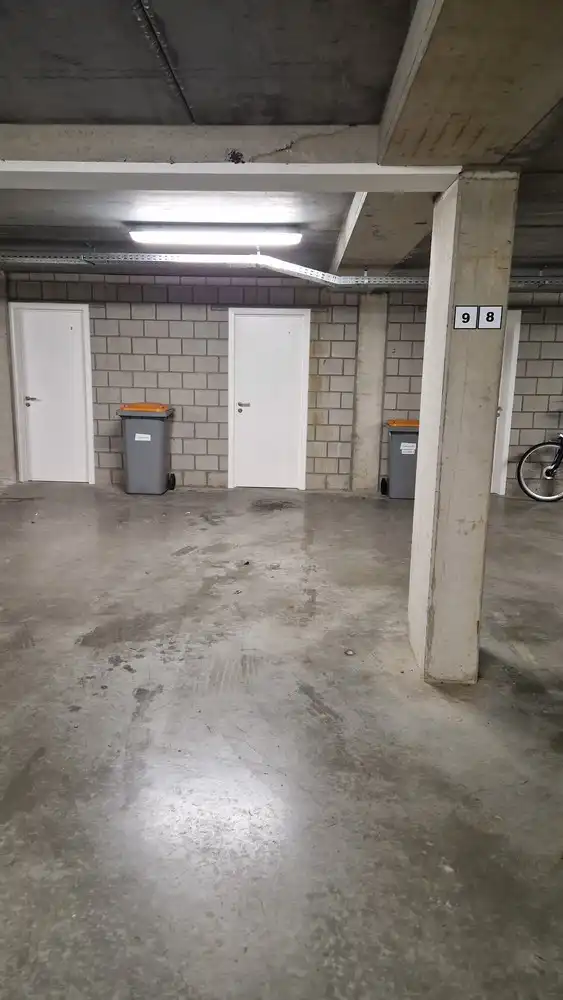Stijlvol appartement met overdekt terras in Molenbeersel (momenteel verhuurd) foto 17