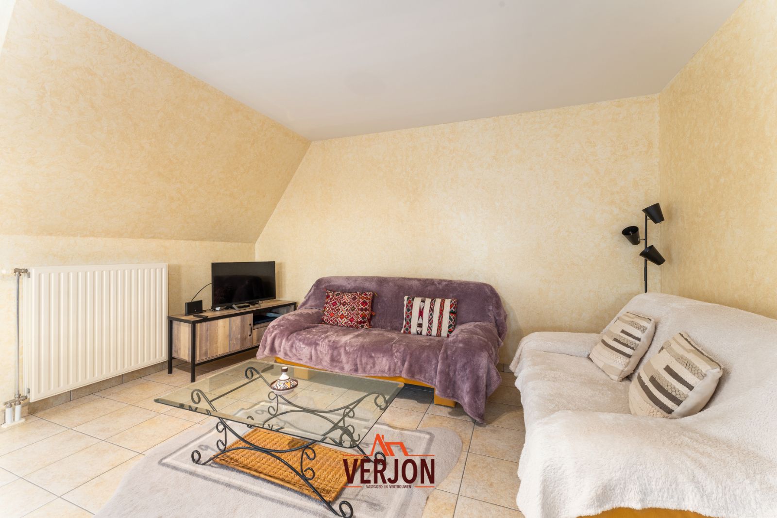 Ruim en gezellig appartement in het centrum van Ardooie! foto 3