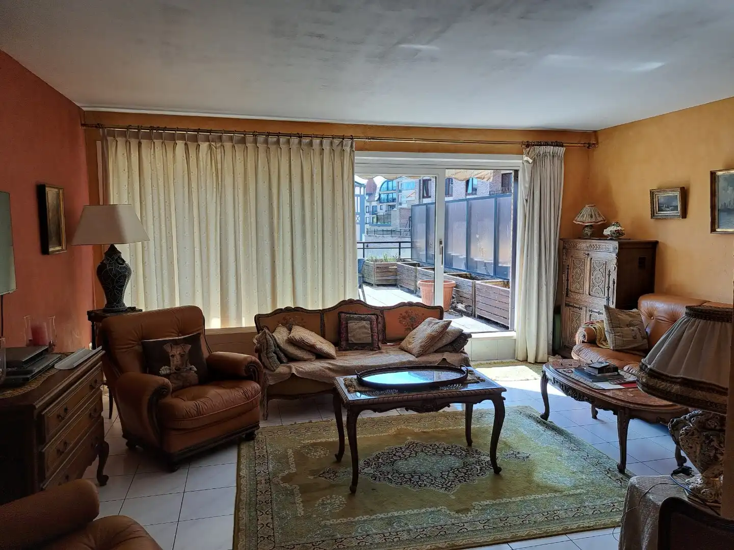 CENTRAAL RUIM  ZONGERICHT WOONAPPARTEMENT OP 100 METER VAN DE ZEEDIJK foto 2