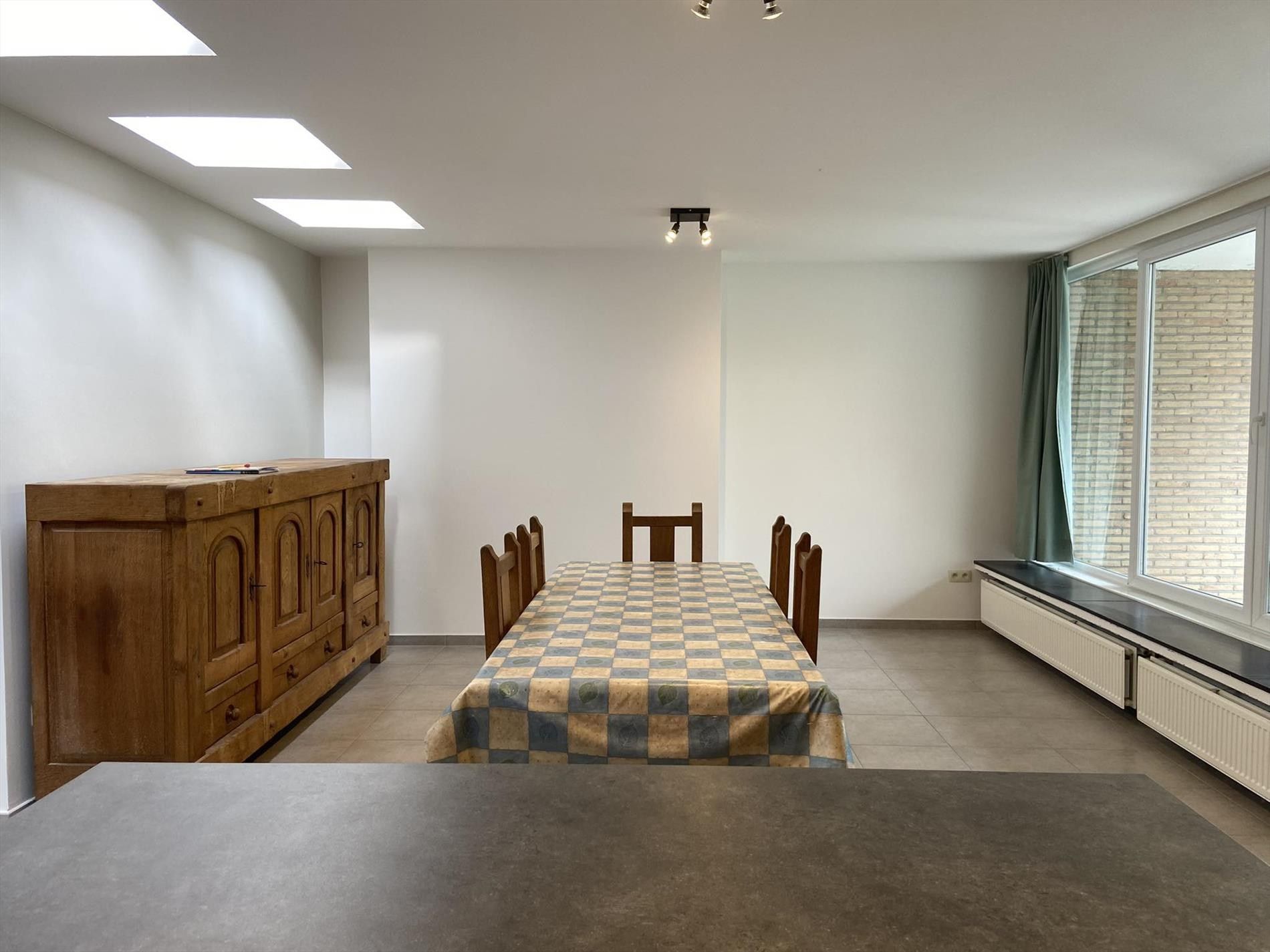 Ruime rijwoning met 3 slpks en tuin gelegen te Sint-Jozef-Olen! foto 6