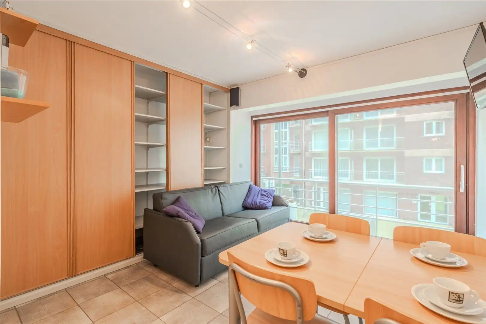 studio met lateraal zeezicht foto 4