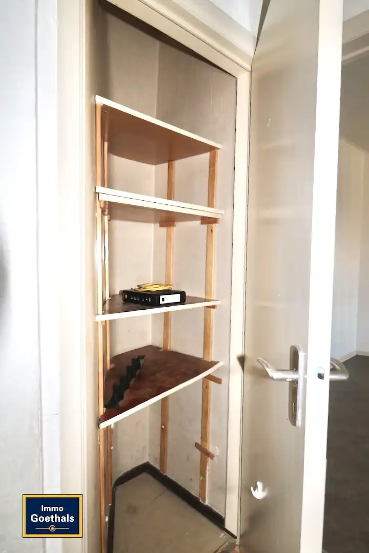 Centraal gelegen appartement met 2 kamers en 1 garage. foto 15