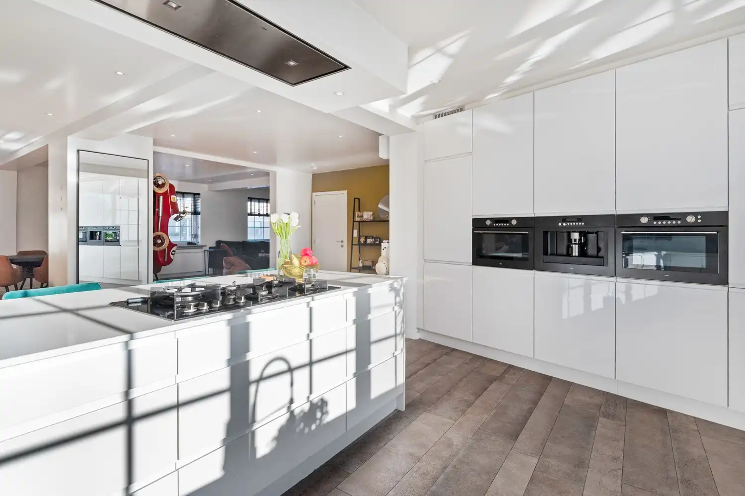 Prachtige duplex (240m²) met eigen inkom, 4 slaapkamers & terras foto 8