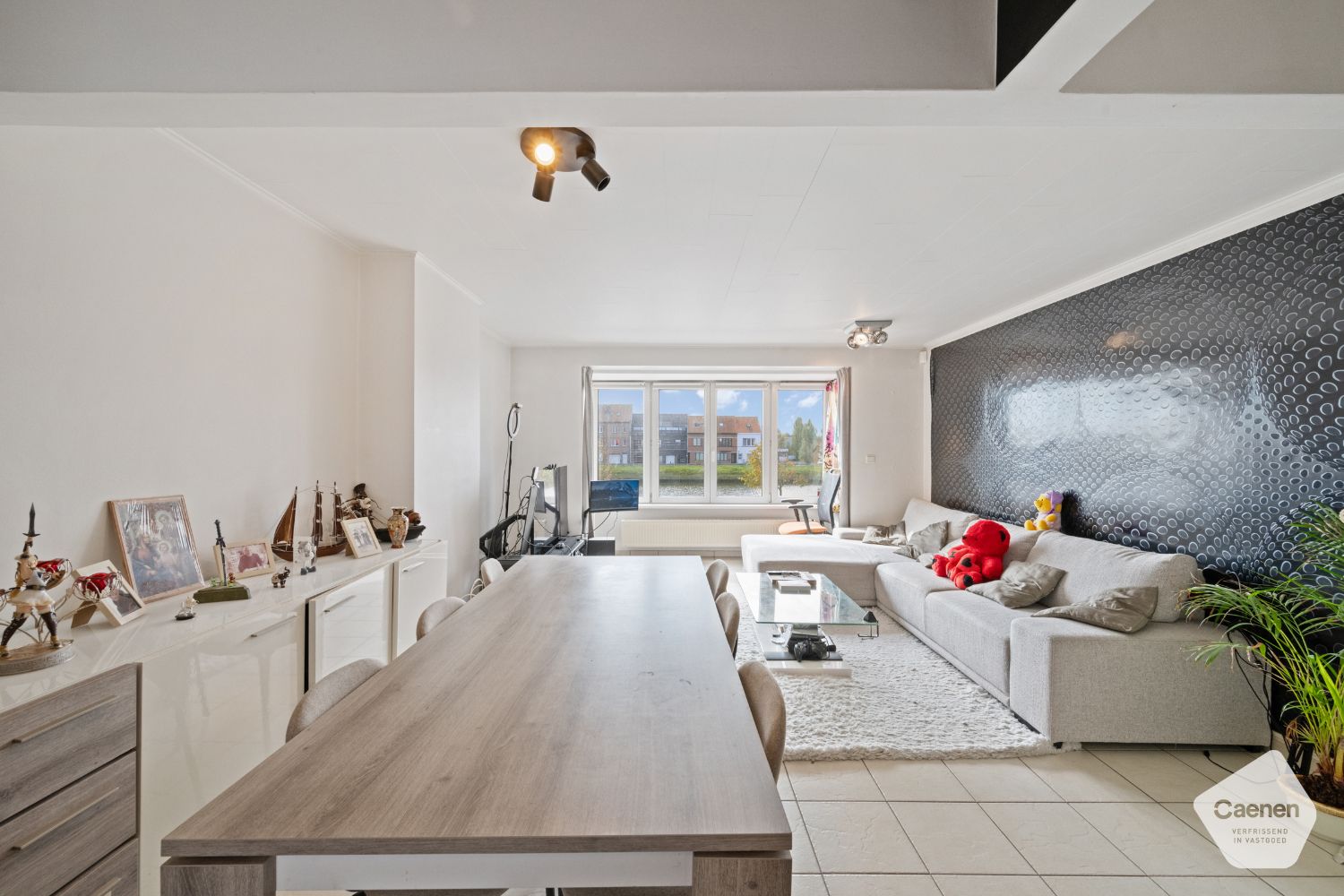 Bel-étage woning met zicht op de vaart foto 4