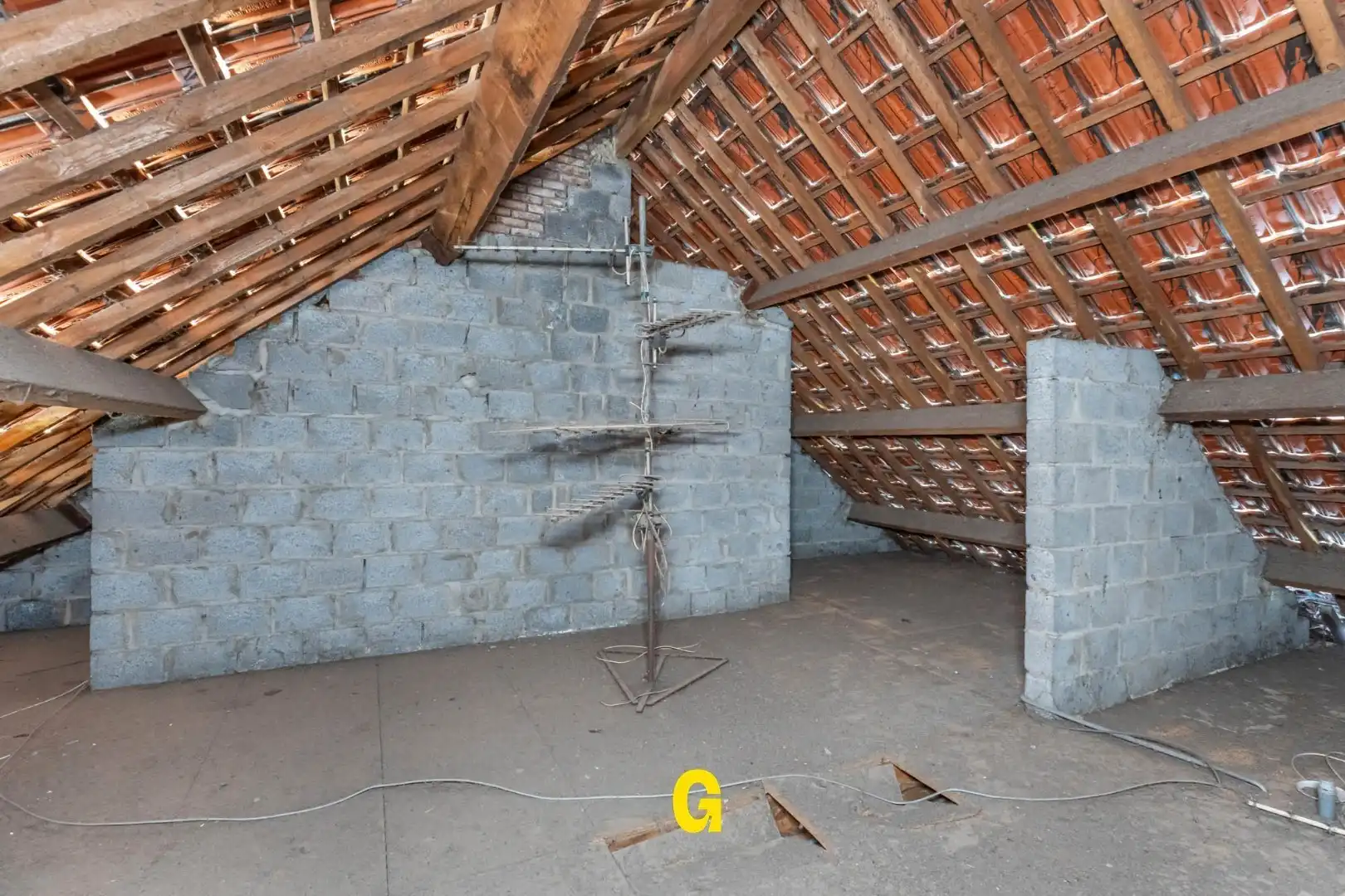 Degelijk gebouwde halfvrijstaande woning met tuin op 7a 68ca, met blijvend zicht op achterliggend groen foto 23
