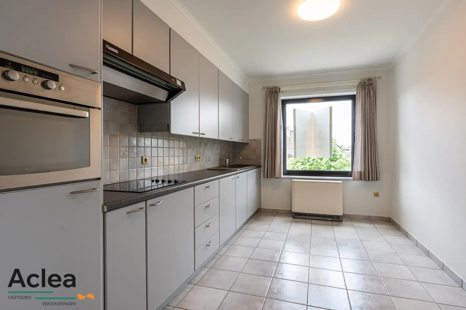 Ruim instapklaar appartement met 2 terrassen foto 10