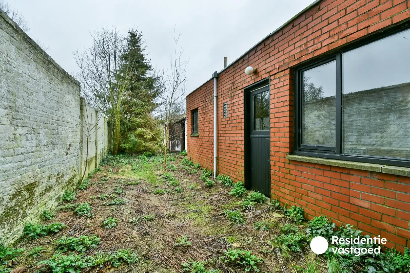 Renovatieproject met veel potentieel in het hart van Torhout! foto 10