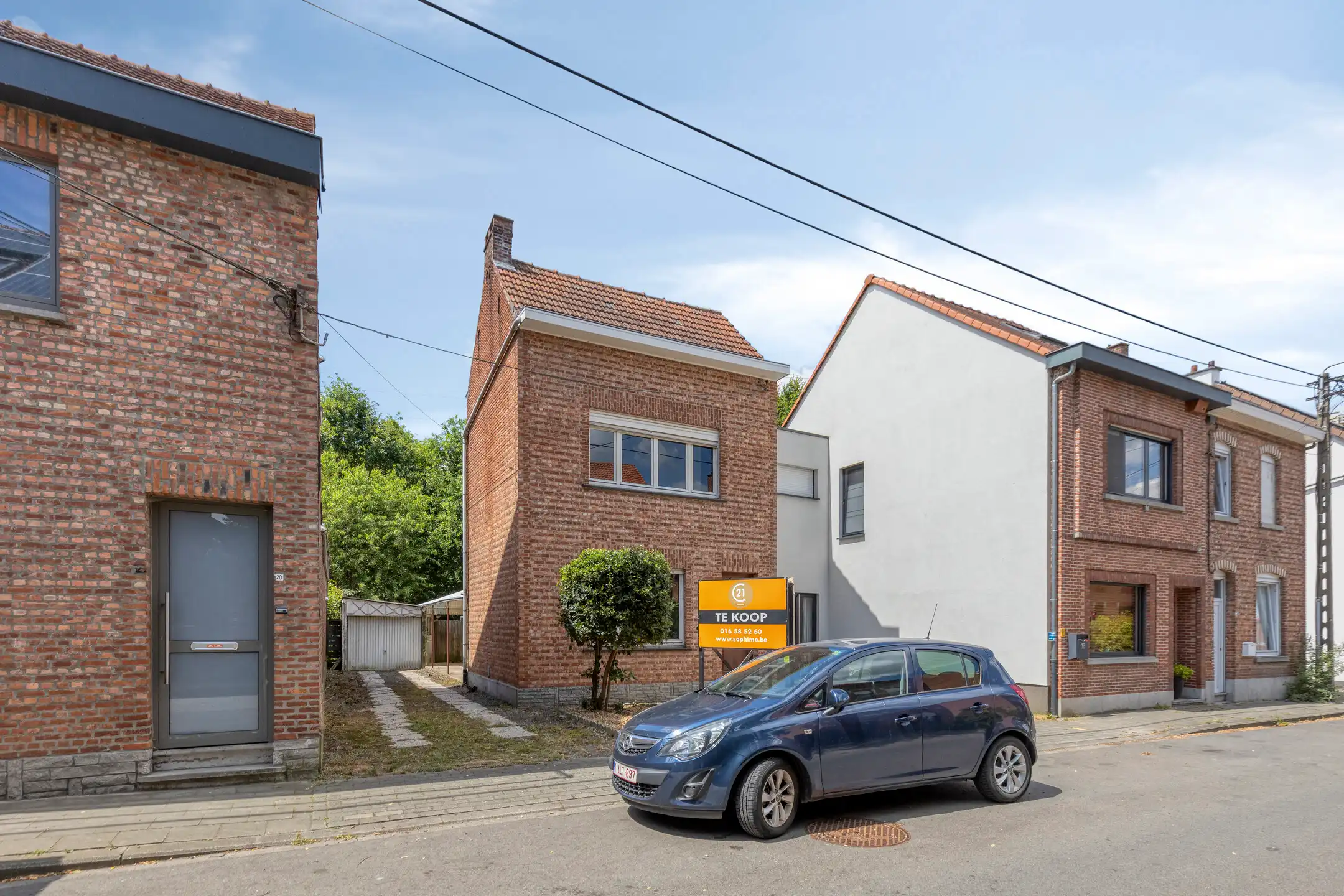 Te renoveren woning met zeer grote tuin op rustige ligging foto 2