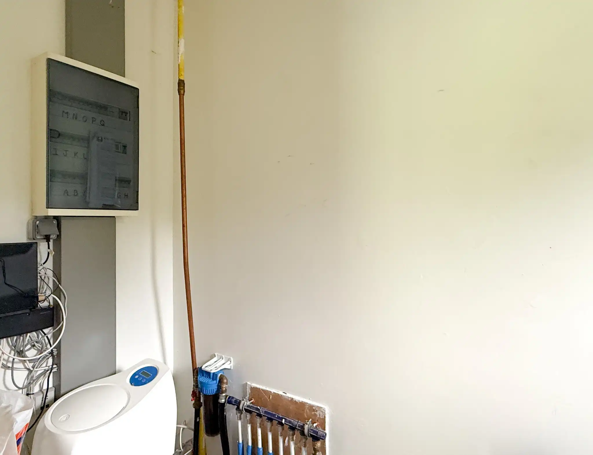 Rustig gelegen woning met 3 slaapkamers, dressing, bureau, tuin en garage foto 6