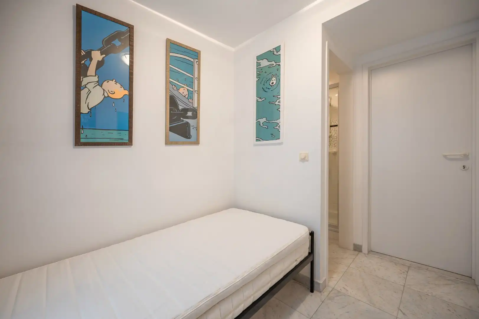 Interessant renovatie project : Twee-slaapkamer appartement in standingvolle villaresidentie in het Zoute foto 13