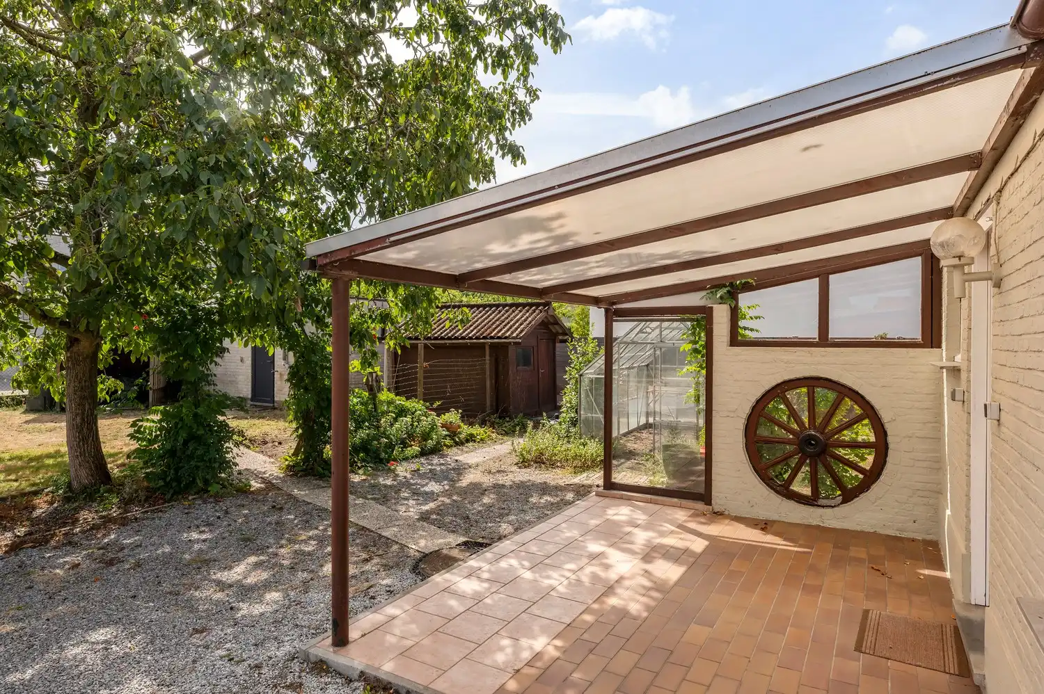PRACHTIG GELEGEN WONING VLAK BIJ CENTRUM BONHEIDEN foto 30