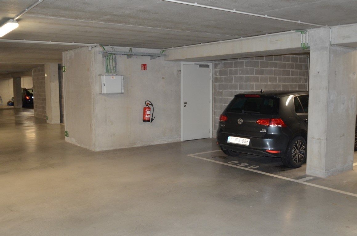 Appartement met 2 slpks en autostandplaats foto 16