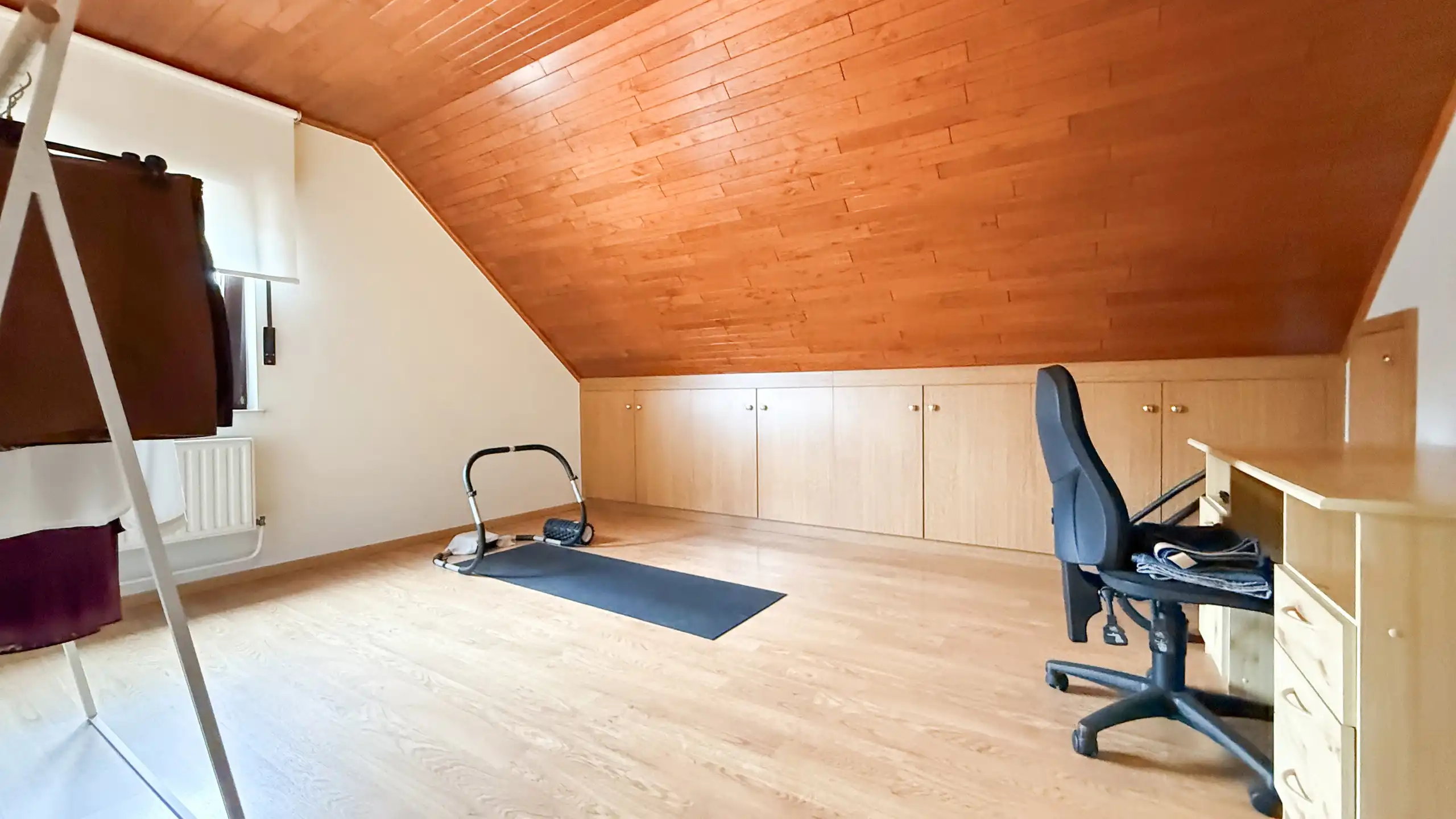 Charmante woning met 5 slpks en veel ruimte te Eversel! foto 33