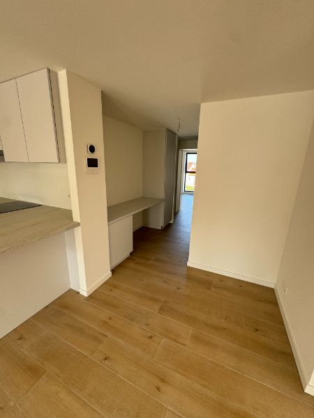 Nieuw luxe app 2e VD, 2 slpk met terras, carport & zonnepanelen foto 5
