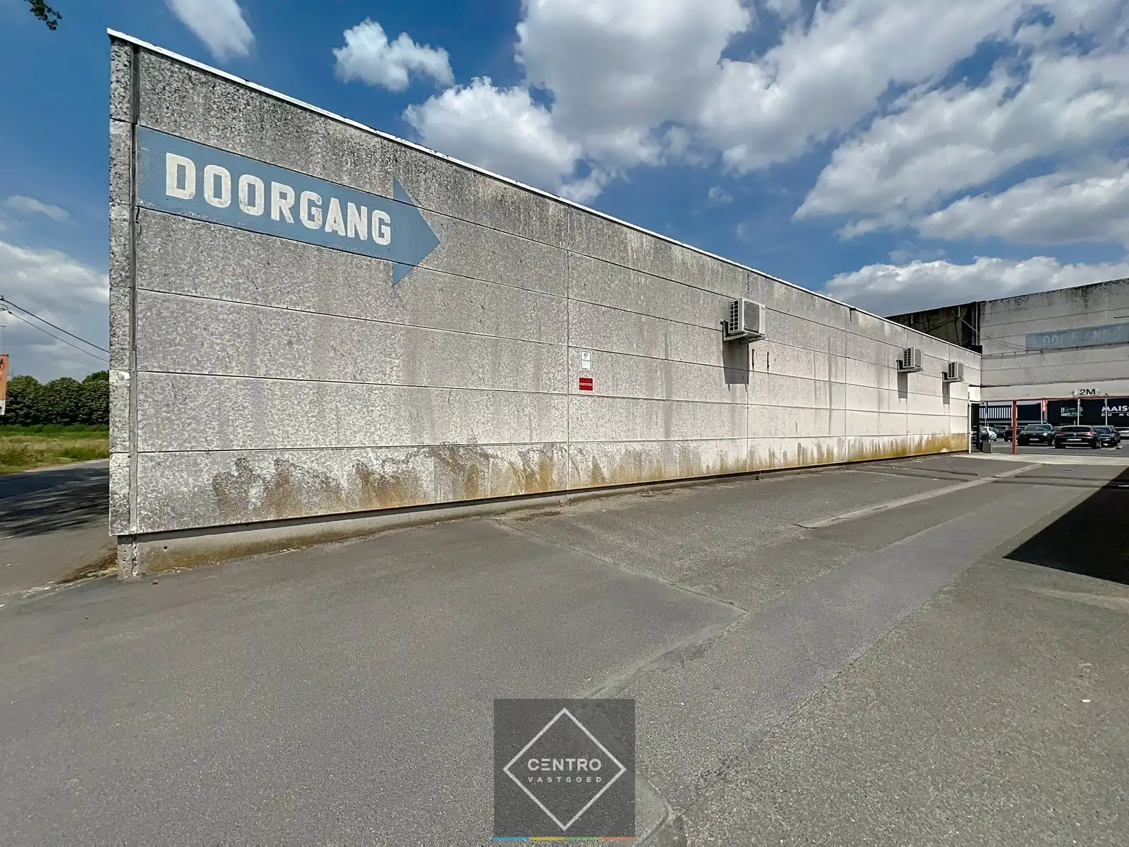 Instapklare baanwinkel op uiterst COMMERCIËLE TOP-ligging (Mammoet 2) te Roeselare! foto 6