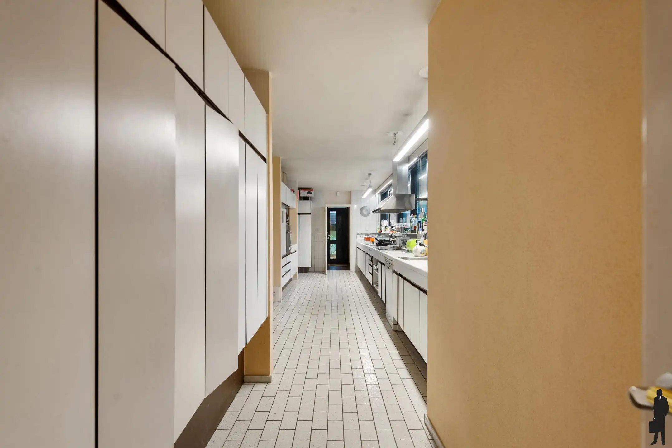 Verscholen in de natuur, in 1 van de mooiste lanen van Vriesdonk, rustig en residentieel: Architectenwoning op ca. 5.710 m².  foto 7